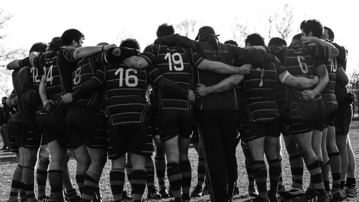 Crampons de rugby ou de foot : ce qui change vraiment selon votre poste